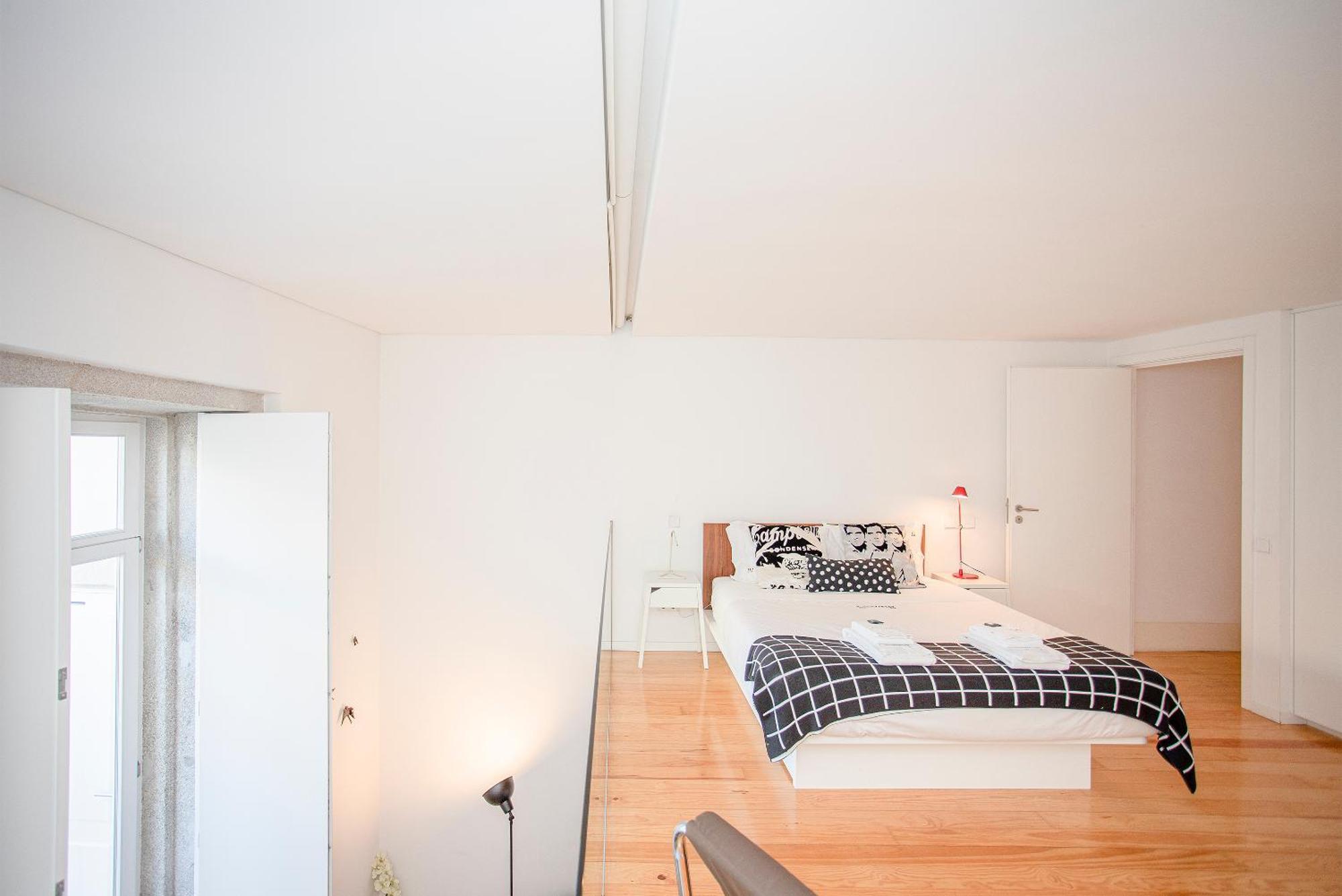 Liiiving In Porto - Garden Light Mezzanine Apartment ภายนอก รูปภาพ