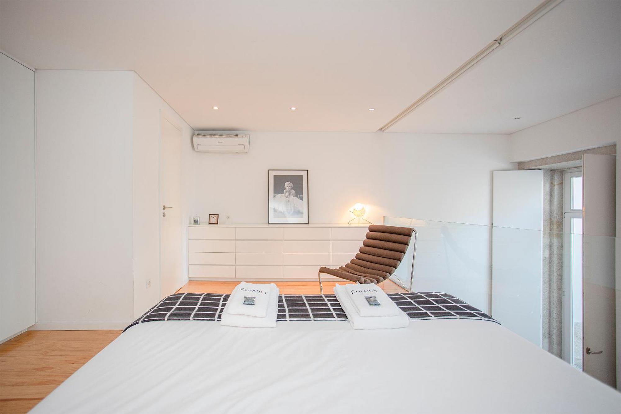 Liiiving In Porto - Garden Light Mezzanine Apartment ภายนอก รูปภาพ