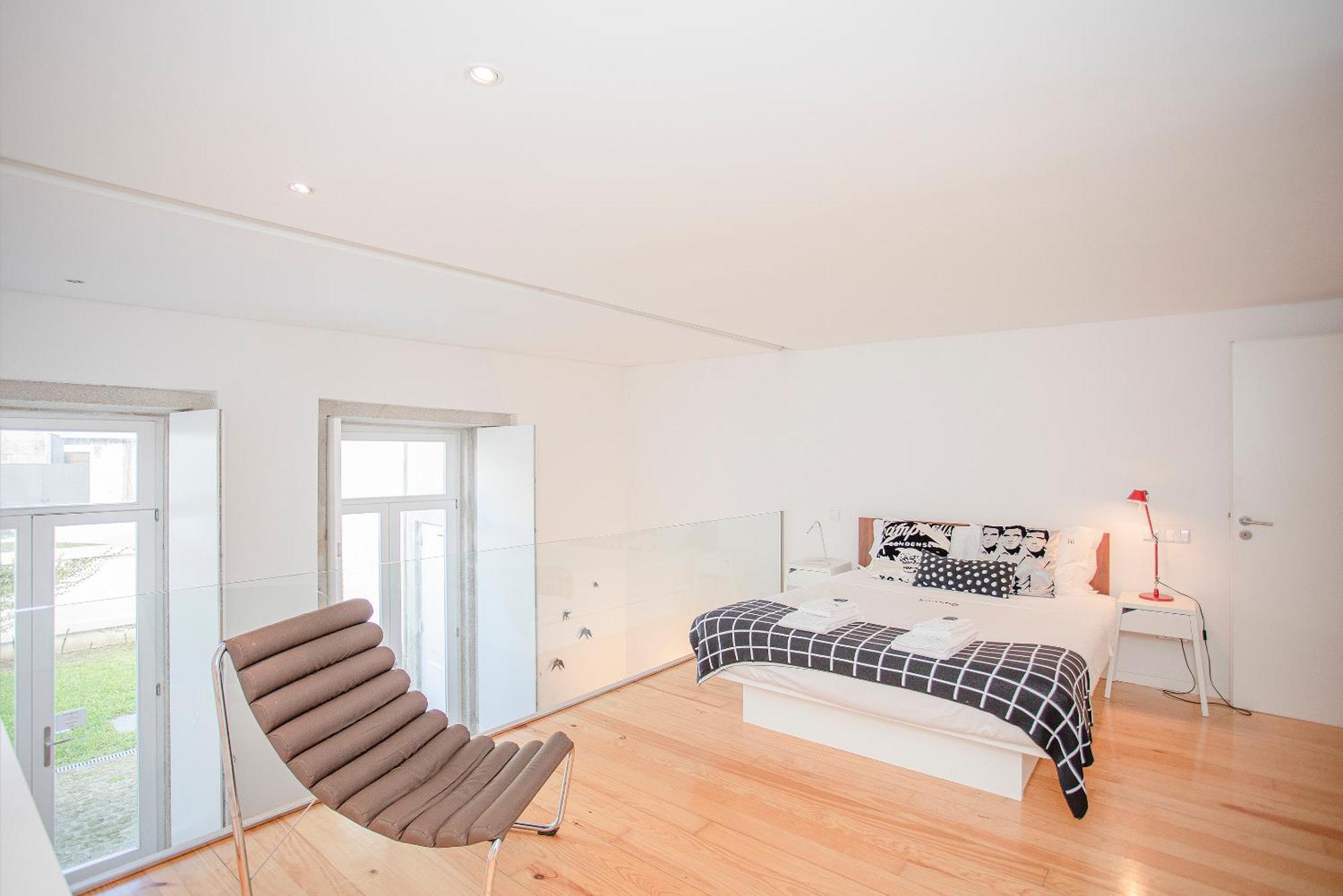 Liiiving In Porto - Garden Light Mezzanine Apartment ภายนอก รูปภาพ