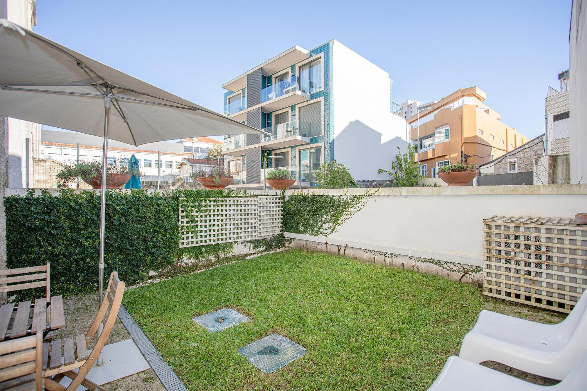 Liiiving In Porto - Garden Light Mezzanine Apartment ภายนอก รูปภาพ