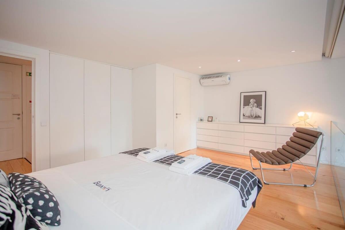 Liiiving In Porto - Garden Light Mezzanine Apartment ภายนอก รูปภาพ