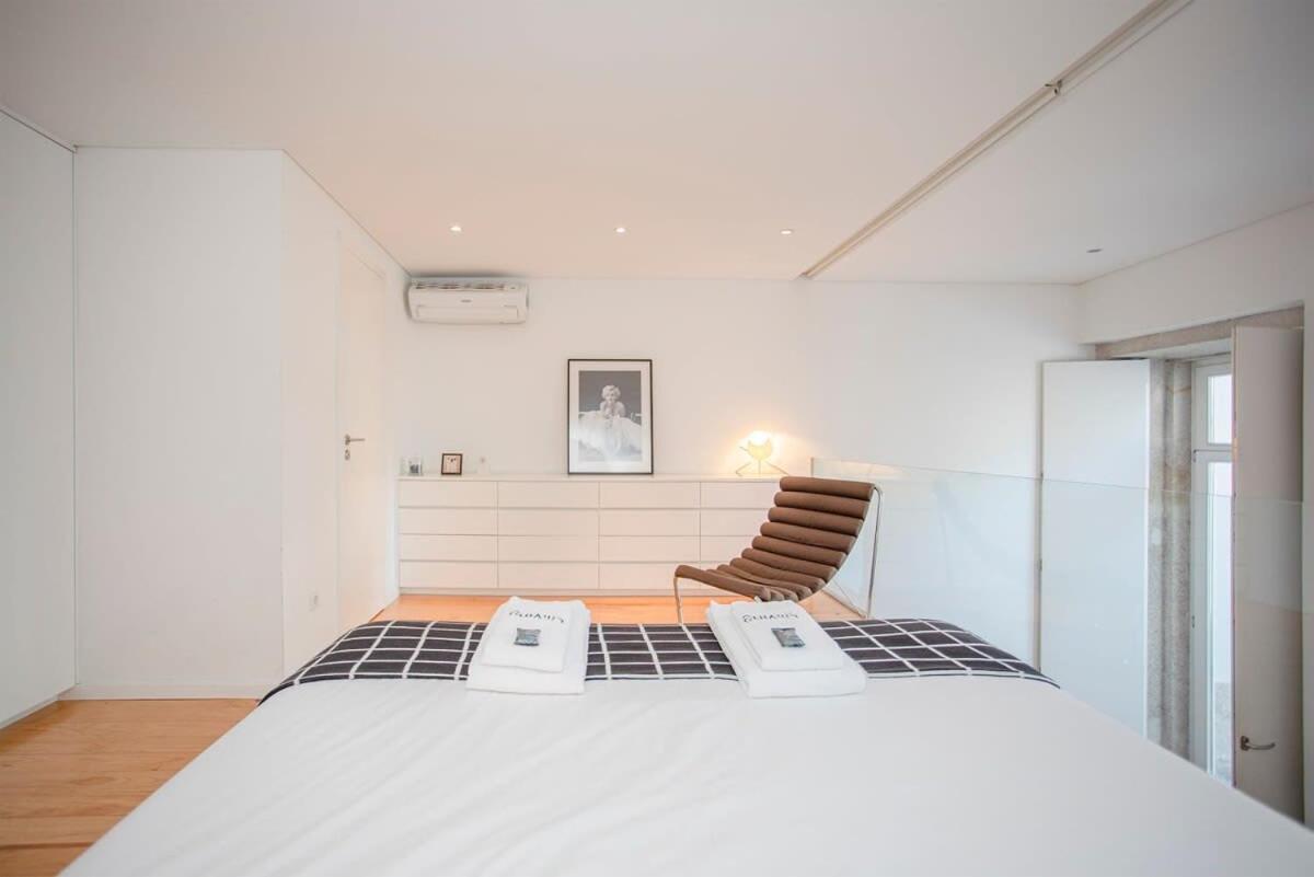 Liiiving In Porto - Garden Light Mezzanine Apartment ภายนอก รูปภาพ